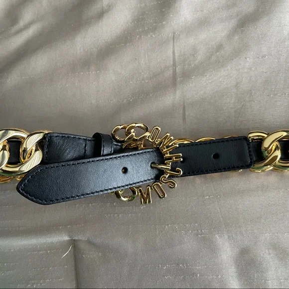 Moschino | Accessories | Moschino Golden Chain Belt Size M  display picture 3